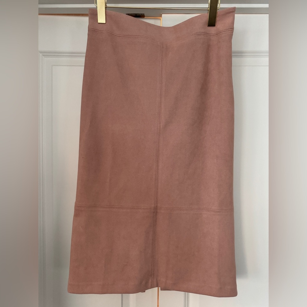 Anthropologie Skirt. Size 8. Great condition.
